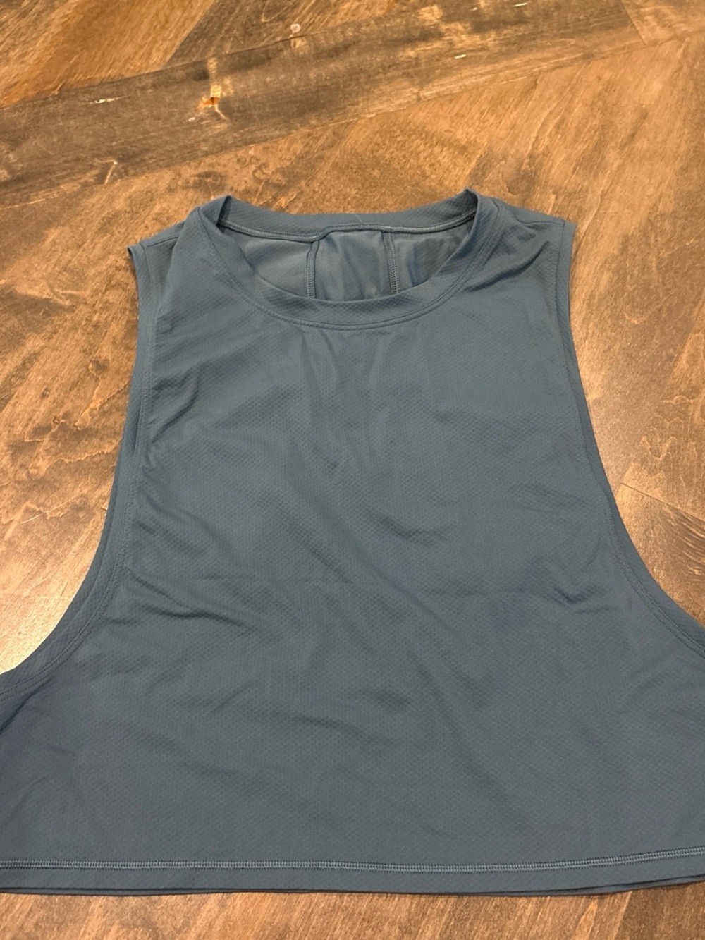lululemon athletica women's crop tank top in slate blue